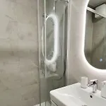 By Mare Free Garage Parking アパート