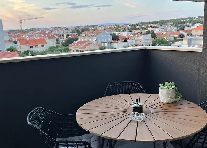 By Mare Free Garage Parking Appartement