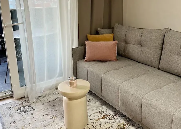 By Mare Free Garage Parking Apartman